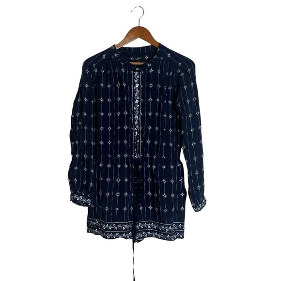 Loft navy‎ patterned romper. Size xs - Picture 1 of 8